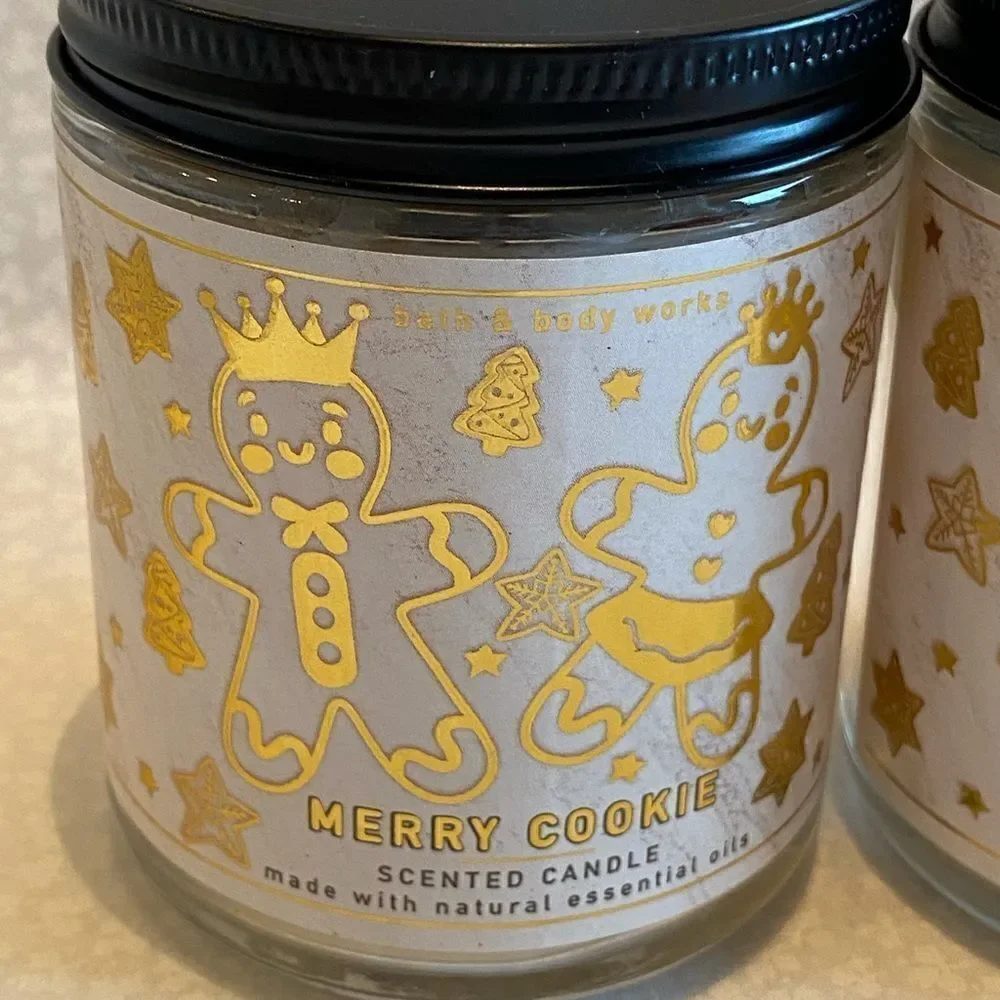 Bath and Body Works 2 Single Wick Candles - MERRY COOKIE - Picture 2 of 4